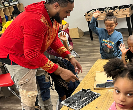 Komputer-Luv-Class-1 (1)